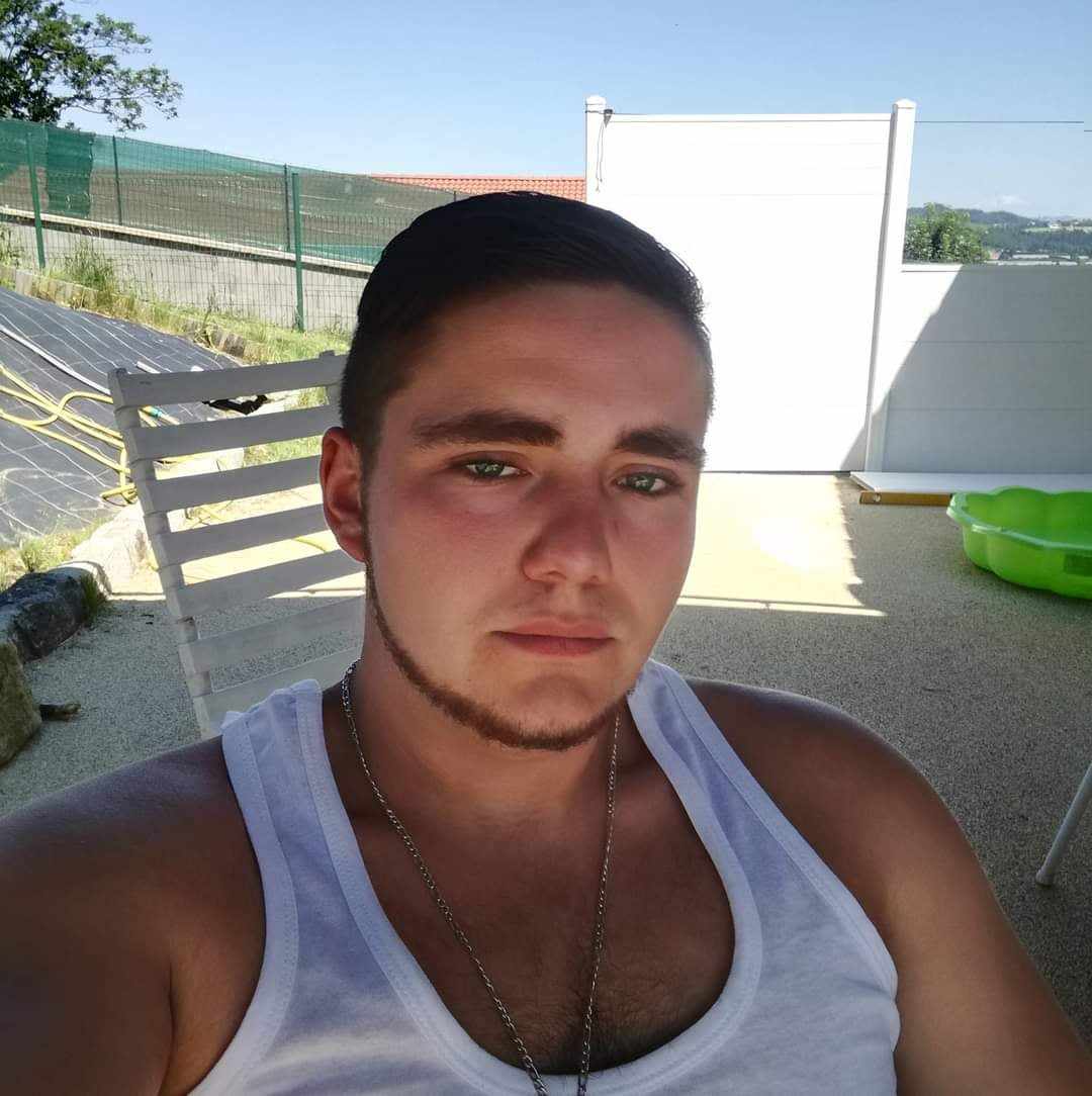 Illane - Bars gay à Zwischenflüh Profil de Illane, 40 ans, Bars gay à Zwischenflüh (Berne)
