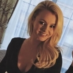 Laure - Bars gay à Neuägeri Profil de Laure, 25 ans, Bars gay à Neuägeri (Zoug)